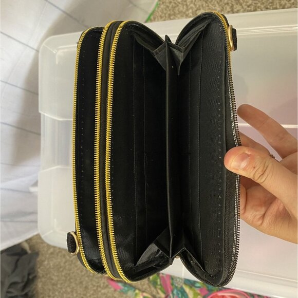 ⭐ 3/$15 Floral Embroidered Black Clutch Wallet W/ Blue Roses & Dual Gold Zippers - Picture 6 of 7